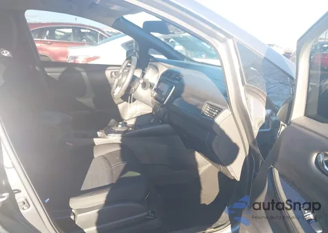 2024 Nissan Leaf Sv Plus z USA, uszkodzony, nr VIN 1N4CZ1CV5RC556189